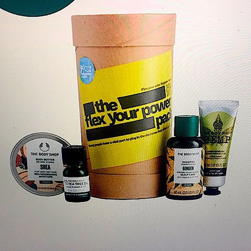 THE BODY SHOP - FLEX YOUR POWER BODY CARE PACK - Picture 2 of 11